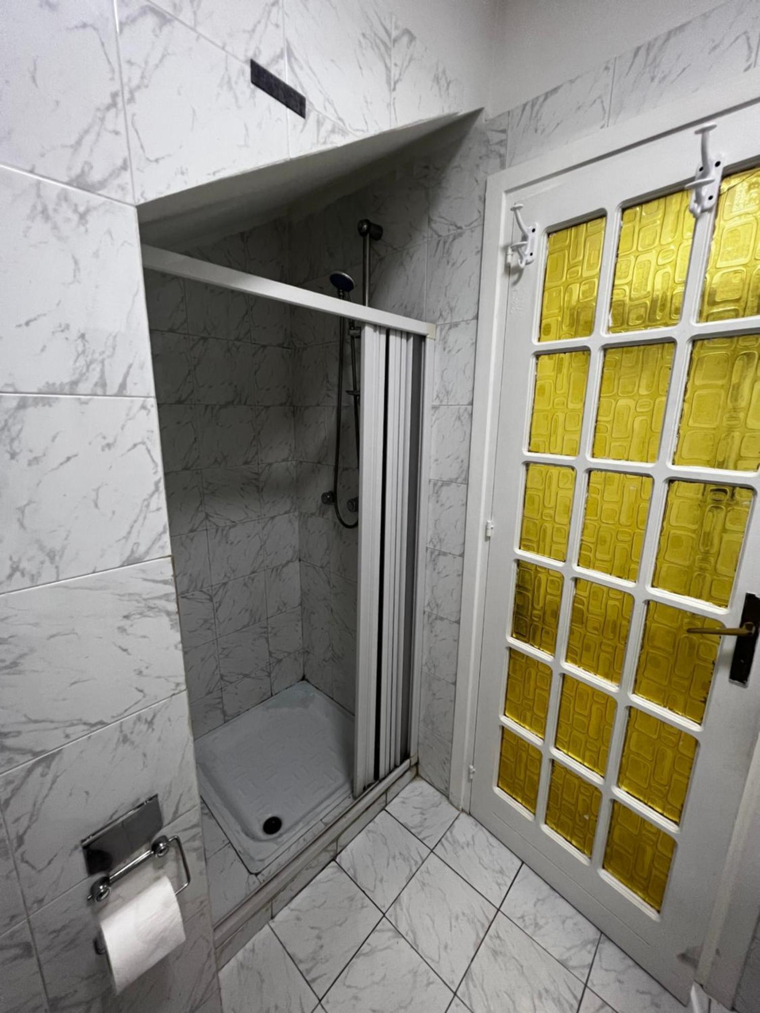1 Room Apartment Near By Central Train Station 팔레르모 외부 사진